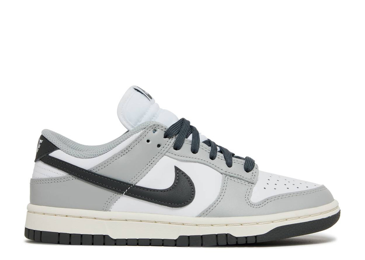 Dunk Low &#39;Light Smoke Grey&#39; Women&#39;s Sneakers.