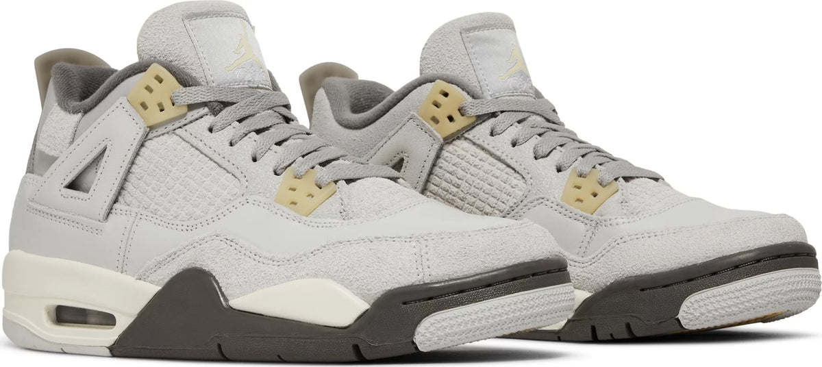 Air Jordan 4 Retro SE Craft Photon Dust grade school sneakers - Front