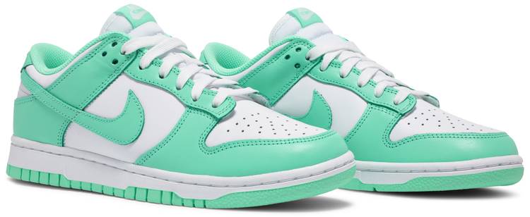 Dunk Low &#39;Green Glow&#39; Women&#39;s