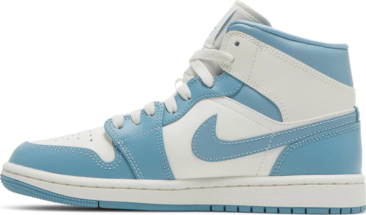 Air Jordan 1 Mid &#39;UNC&#39;