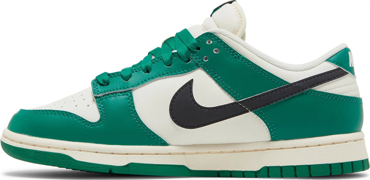 Dunk Lottery Pack Malachite Men&#39;s Sneakers - Side