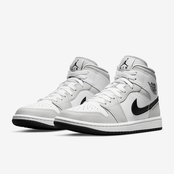 Wmns Air Jordan 1 Mid &#39;Light Smoke Grey&#39;